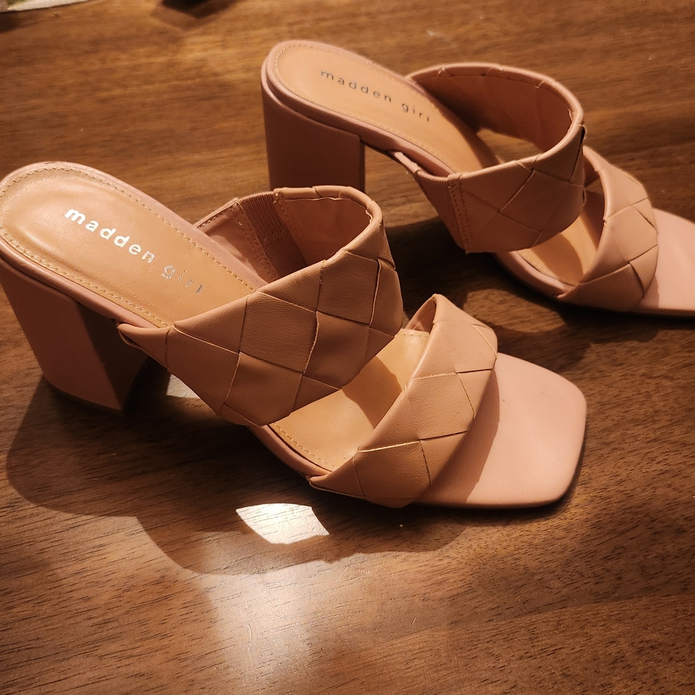 Madden Girl Nude Block Heels Size 10